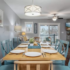*NEW* The Marina 3BD Townhome Downtown Beaches Wineries