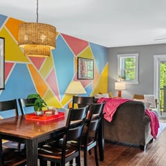 The Emerald Nest | 3BR Townhome | Near Downtown | Beach | Wineries