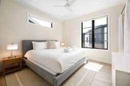 Hamilton Place | Bayside 2BR | Near Downtown Beaches - Image 5