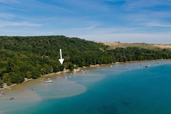 Camp Haven Retreat | 3 Homes | 12BR | Little Glen Lake - Image 1