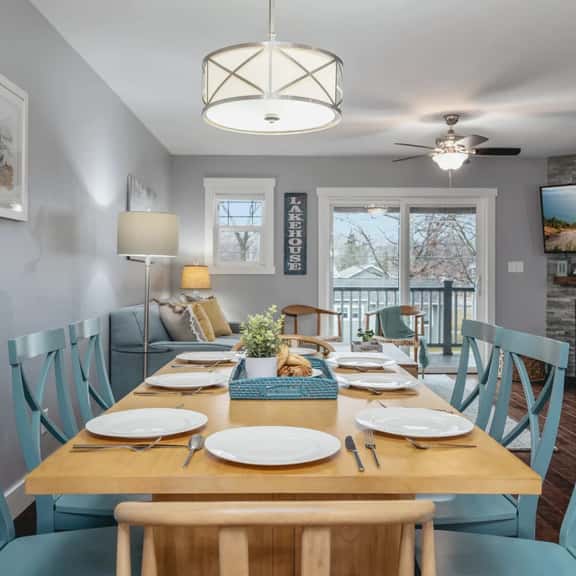 *NEW* The Marina 3BD Townhome Downtown Beaches Wineries - Image 1