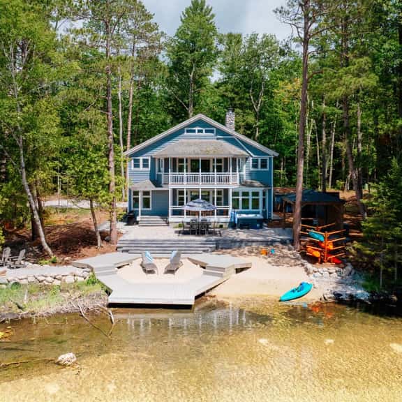 Hottub After Dune Delight | 5BR Home | River | Kayaks | Beaches - Image 1