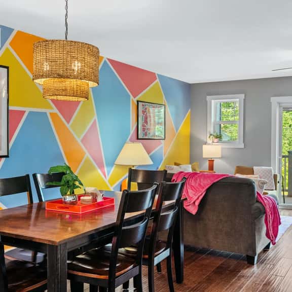 The Emerald Nest | 3BR Townhome | Near Downtown | Beach | Wineries - Image 1
