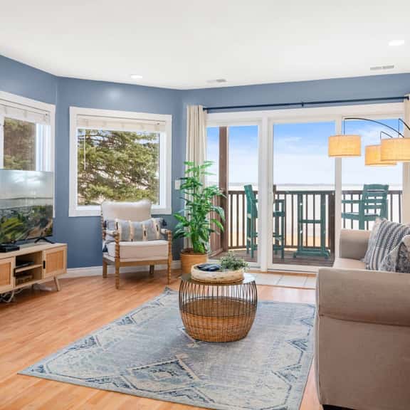 Sauna Beach Bliss 211|Balcony|Beach Front|Beach|Downtown - Image 1