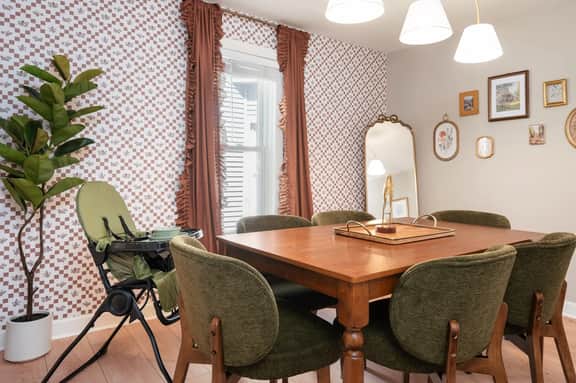 Astra Cottage | Hottub | 3BR Near Downtown & TART Trail | Grill - Image 3