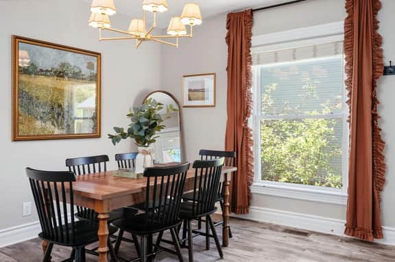 Luna Cottage | Hottub | 3BR House Near Downtown & TART Trail | Grill - Image 3