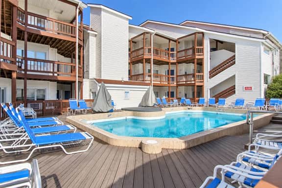 Bay Breeze 107 | Beachfront Condo | Near Downtown & Tart Trail - Image 5